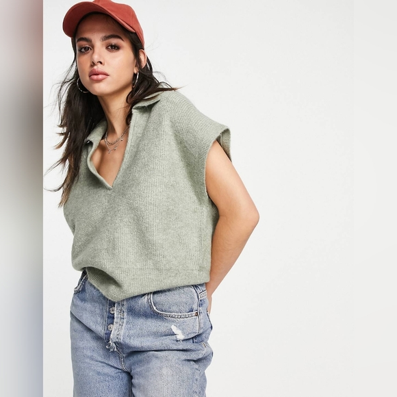 Only Tops - Only Sleeveless Knitted Polo Top Sweater Vest in Seagrass